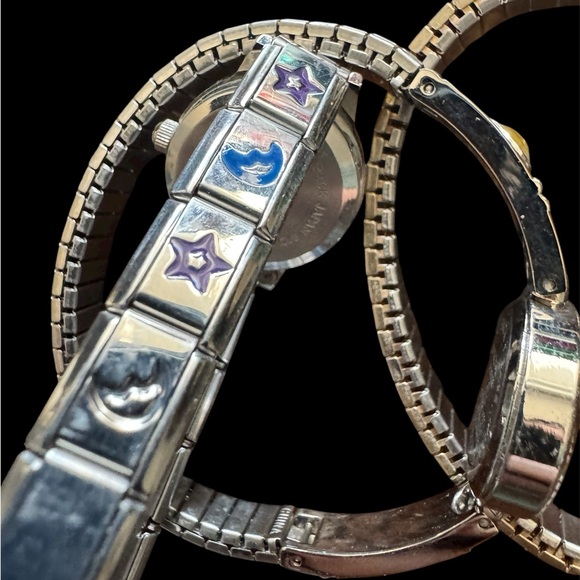 Vintage Quartz Gold and Silver Watches Set of 4 - Picture 3 of 3